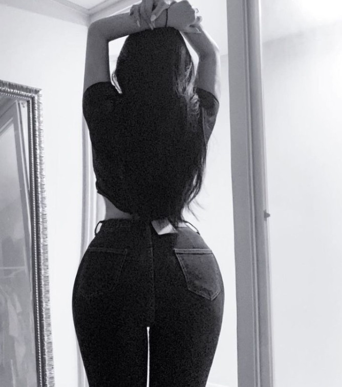 展示一下腰臀比，话说北京有没有人约一起打雪仗的？