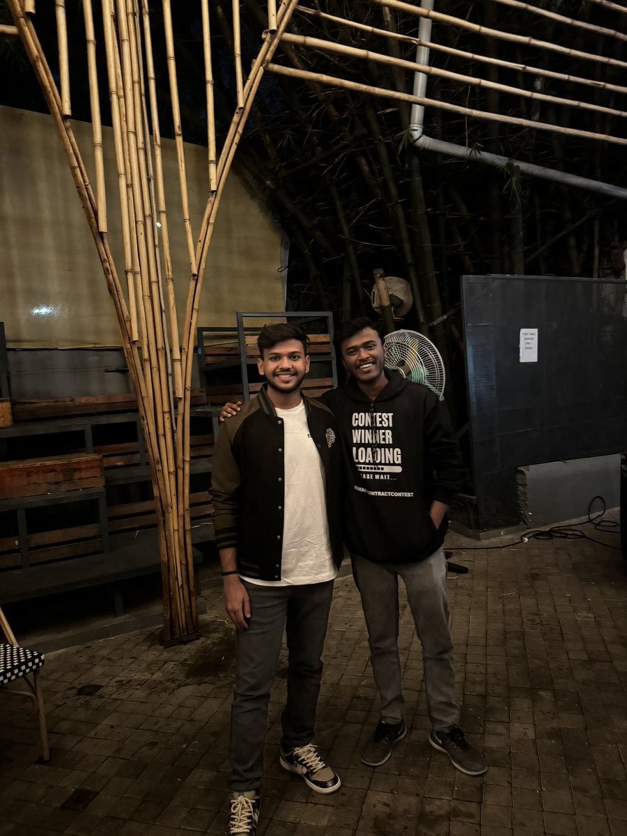 ashutoshseth01's tweet image. I slept like this cat last night 🥱
Yesterday’s yatra was full of fun, all thanks to @JoinGraviton 💚 and @Blotic_web3 💙

also, Join me in applying to Graviton Volume 2 for up to $100K in seed grants through a 16-week program: bit.ly/gravitonvol2