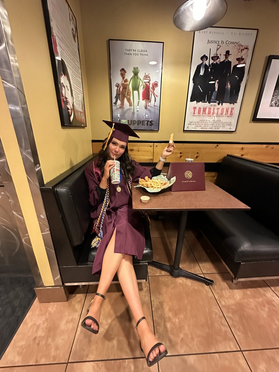 Rebecca Striffler tweet media