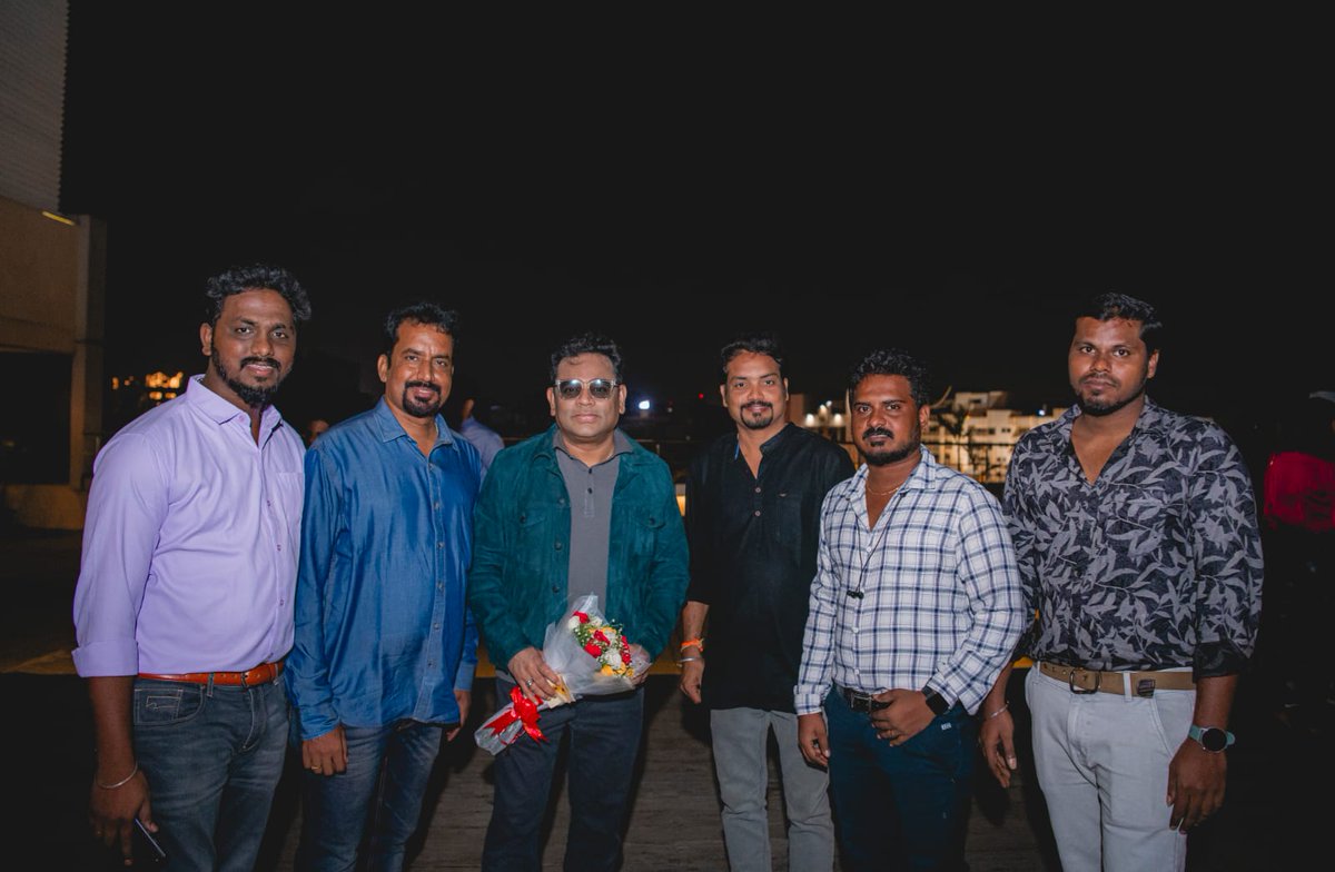 PrasadCorp's tweet photo. Prasad’s VFX team enhanced the special effects of Le Musk an Indian Virtual reality thriller directed by A R Rahman. ARR invited the team to appreciate their wonderful contribution.
#arrahman #Lemusk #virtualreality #vfx #rotoscoping #mattepainting #setextensions #Prasadcorp https://t.co/o4nCRHrfUD
