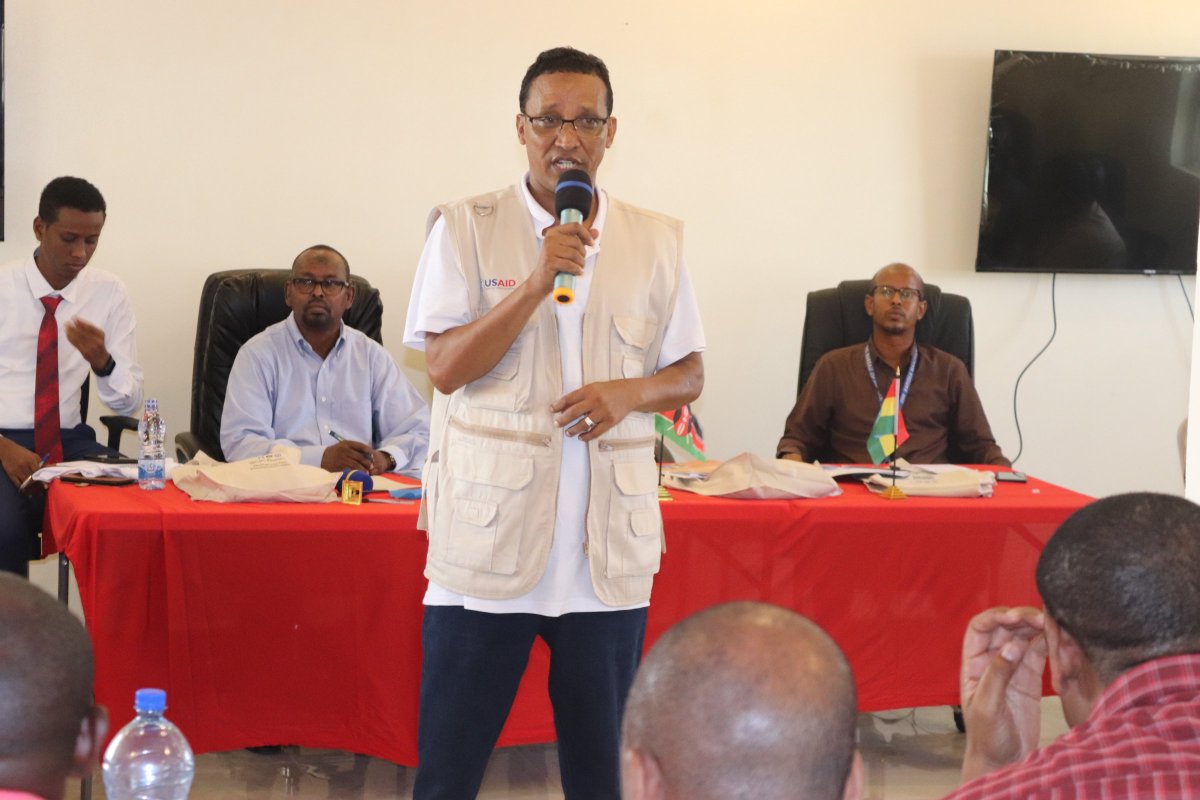 RACIDA_Ngo's tweet photo. OPENING: #ManderaCluster Cross Border Community Resilience @CBCResilience on #research, dissemination & #resilience priorities co-creation/validation WORKSHOP by RACIDA supported by @USAIDEastAfrica @FeedtheFuture bringing together participants from Kenyaπ°πͺ, EthiopiaπͺπΉ SomaliaπΈπ΄. https://t.co/SLFEPMvWUK