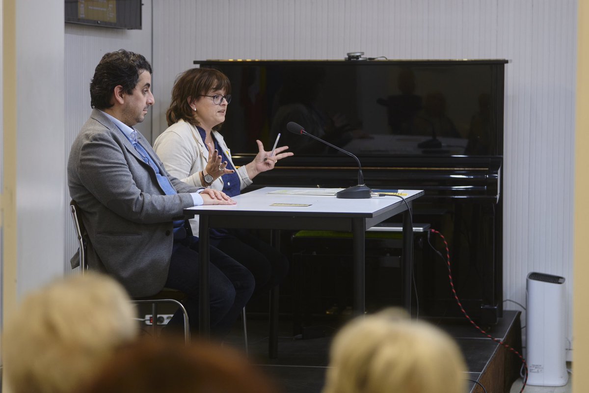 mlluisvall's tweet photo. El compromís de la Comunitat Bahà’í de #Terrassa amb els #DDHH és indubtable i ahir va quedar palès amb l’acte sobre “Els Fonaments dels Drets Humans” en el qual vaig tenir l’honor de participar al costat del dr. Amin Egea
#75AnivDDHH https://t.co/kuQl2VSnZN