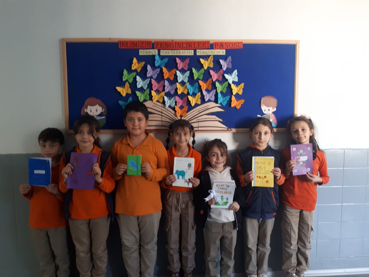 Dilimizin Zenginlikleri Projesi kapsamında yapılan sözlük tasarımı yarışmasına okulumuz öğrencileri katıldı. 

#dilimizinzenginlikleri
#bizimokulumuz
#ortaöğretimgenelmüdürlüğü
#Konyailmem
#sarayönüilçemem
<a href="/gokhanmurat1/">Murat YİĞİT</a>
<a href="/brahimMAN8/">İbrahim ŞİŞMAN</a>
<a href="/konyamem/">Konya İl MEM</a>