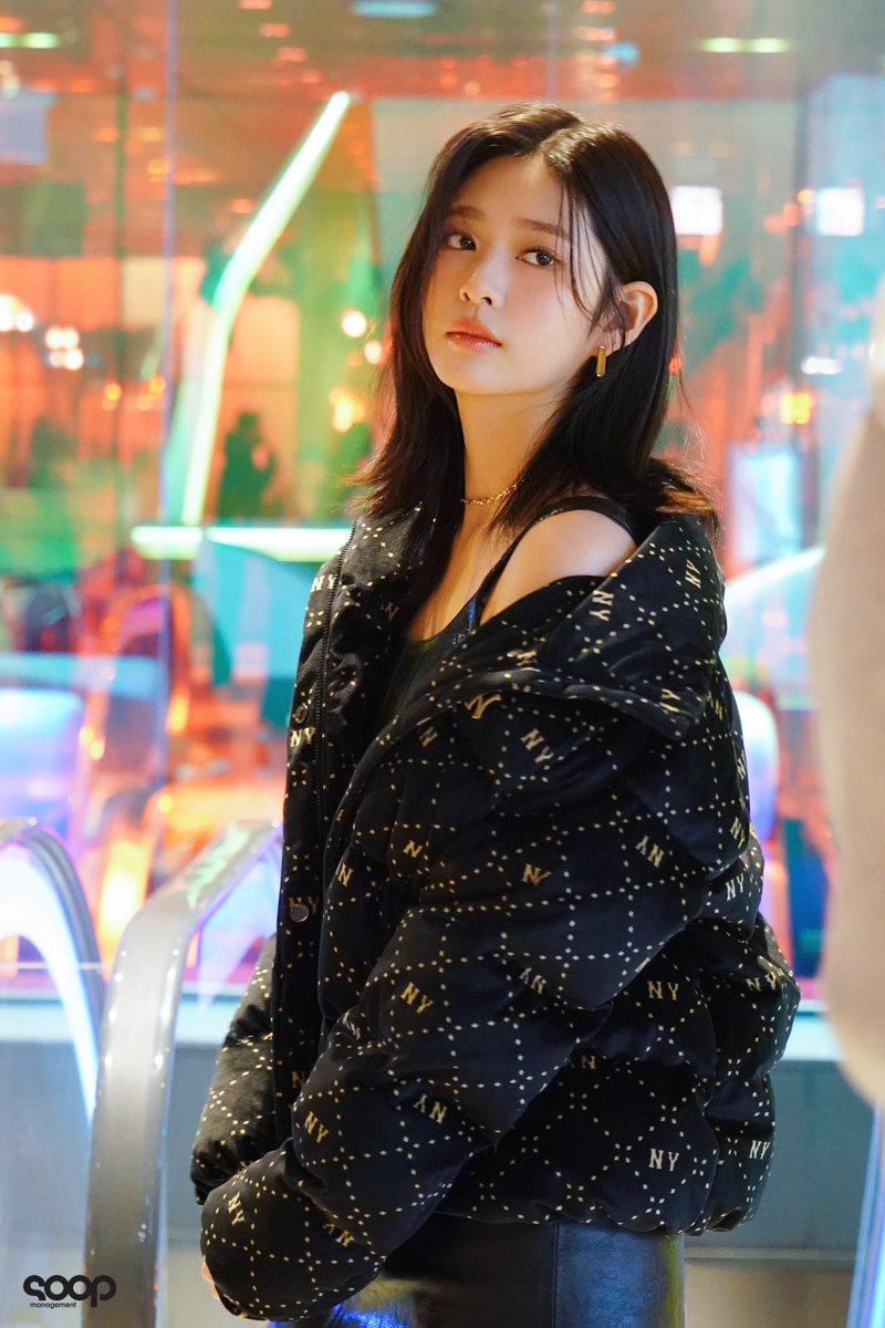 soop_ent's tweet image. 겨울엔 뭐니 뭐니해도 겨울 제철 ဣ김민주ဣ
풀네임꒰김민주엔젤꒱과함께한 MLB x DAZED 화보 현장,
지금 바로 네이버 포스트에서 만나보세요-!

☞naver.me/5JVCt2IU

#광고 #김민주 #kimminju #MLB #DAZED #매니지먼트숲 #managementsoop