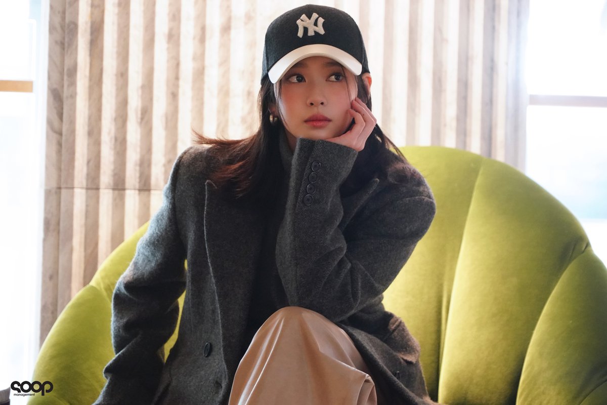 soop_ent's tweet image. 겨울엔 뭐니 뭐니해도 겨울 제철 ဣ김민주ဣ
풀네임꒰김민주엔젤꒱과함께한 MLB x DAZED 화보 현장,
지금 바로 네이버 포스트에서 만나보세요-!

☞naver.me/5JVCt2IU

#광고 #김민주 #kimminju #MLB #DAZED #매니지먼트숲 #managementsoop