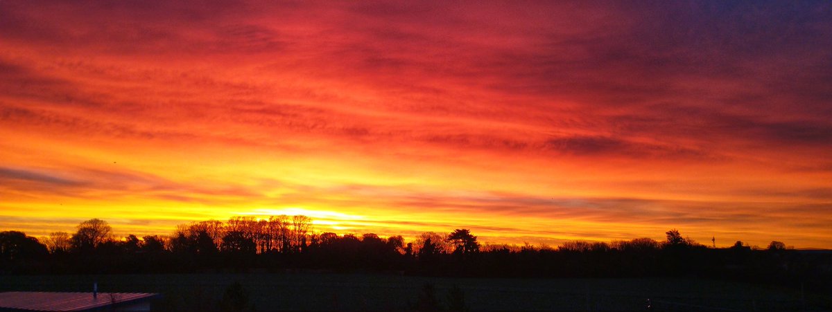 #photooftheday #viewfromtheoffice #winter #sunrise #wintersunrise #margate #thanet #kent #uk