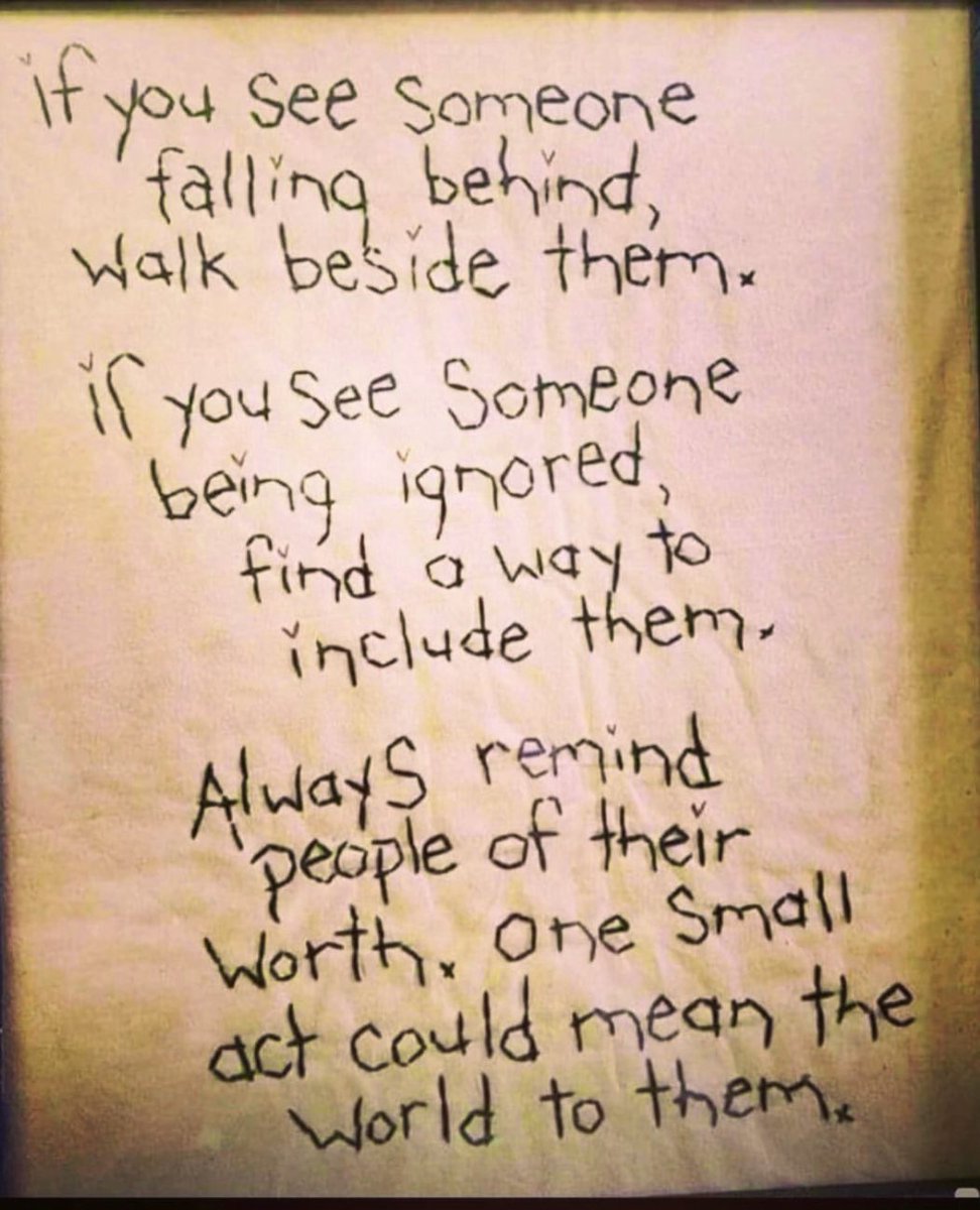 In a world where you can be anything, be kind. 🌟 If you see someone falling behind, walk beside them. Notice someone being ignored? Include them. Find someone knocked down? Lift them up. Always remind others of their worth. Sometimes, one small act of #kindness means the world💗