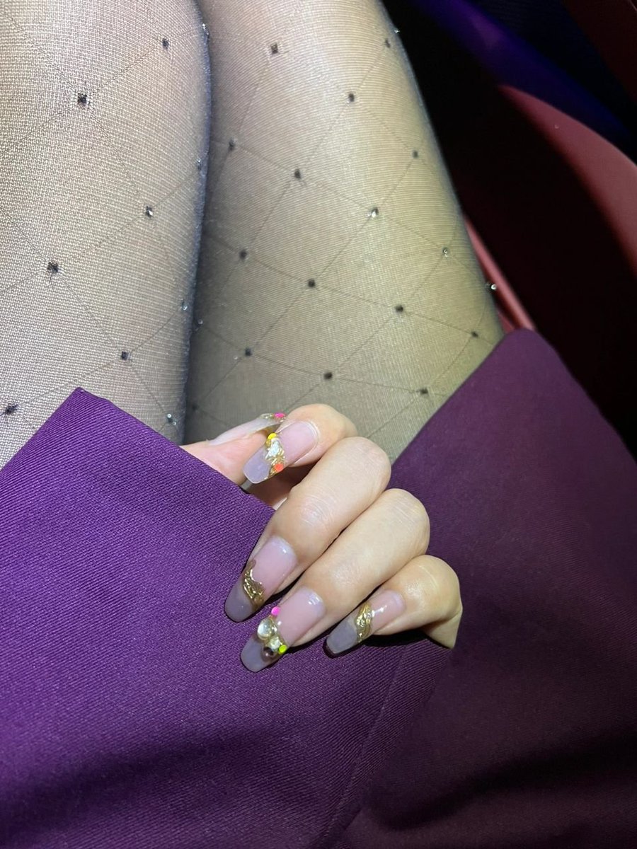 Lizard236's tweet image. New manicure