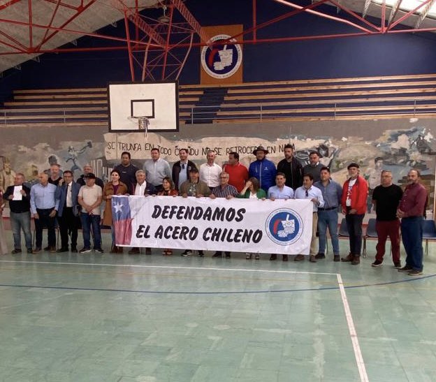 fenatrasub's tweet photo. 👊🏻👊🏻 Reunión de cordón industrial de organizaciones sindicales de la Región del Bio Bio, construyendo lazos y propuestas para defender los derechos laborales y apoyar la defensa del acero y el trabajo chileno 

¡Arriba las y los que luchan! https://t.co/fz8RsJ6PH7