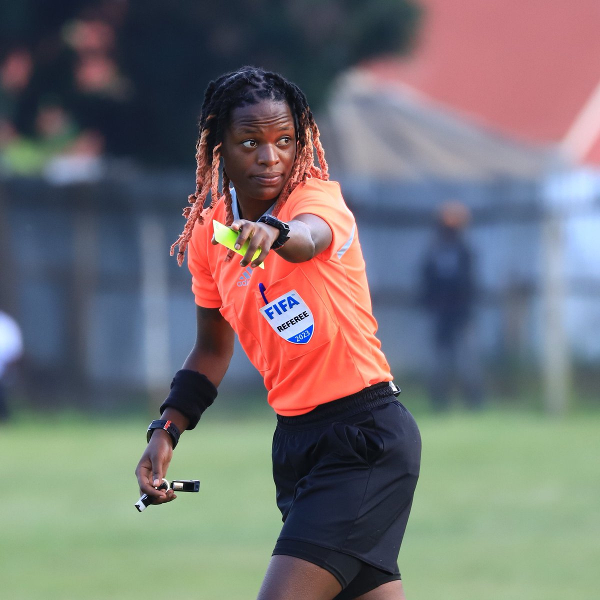 AishaPawaz's tweet image. She is so far the best referee in Uganda . Argue with your keyboard π