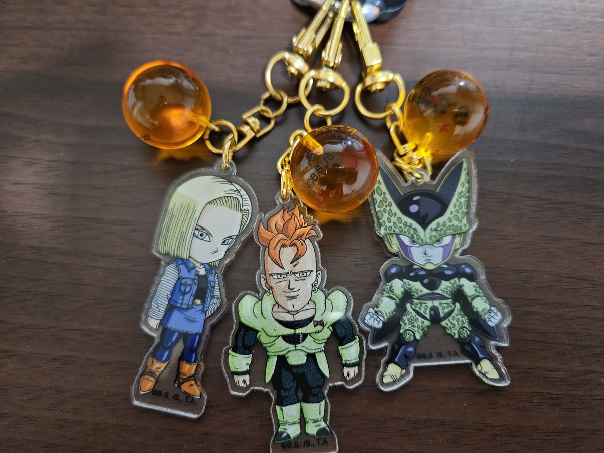 손오공 하나뽑으려다 인조인간세트를 모으게생겼네....;😂

#러버 #디엠 #맘눌뎀