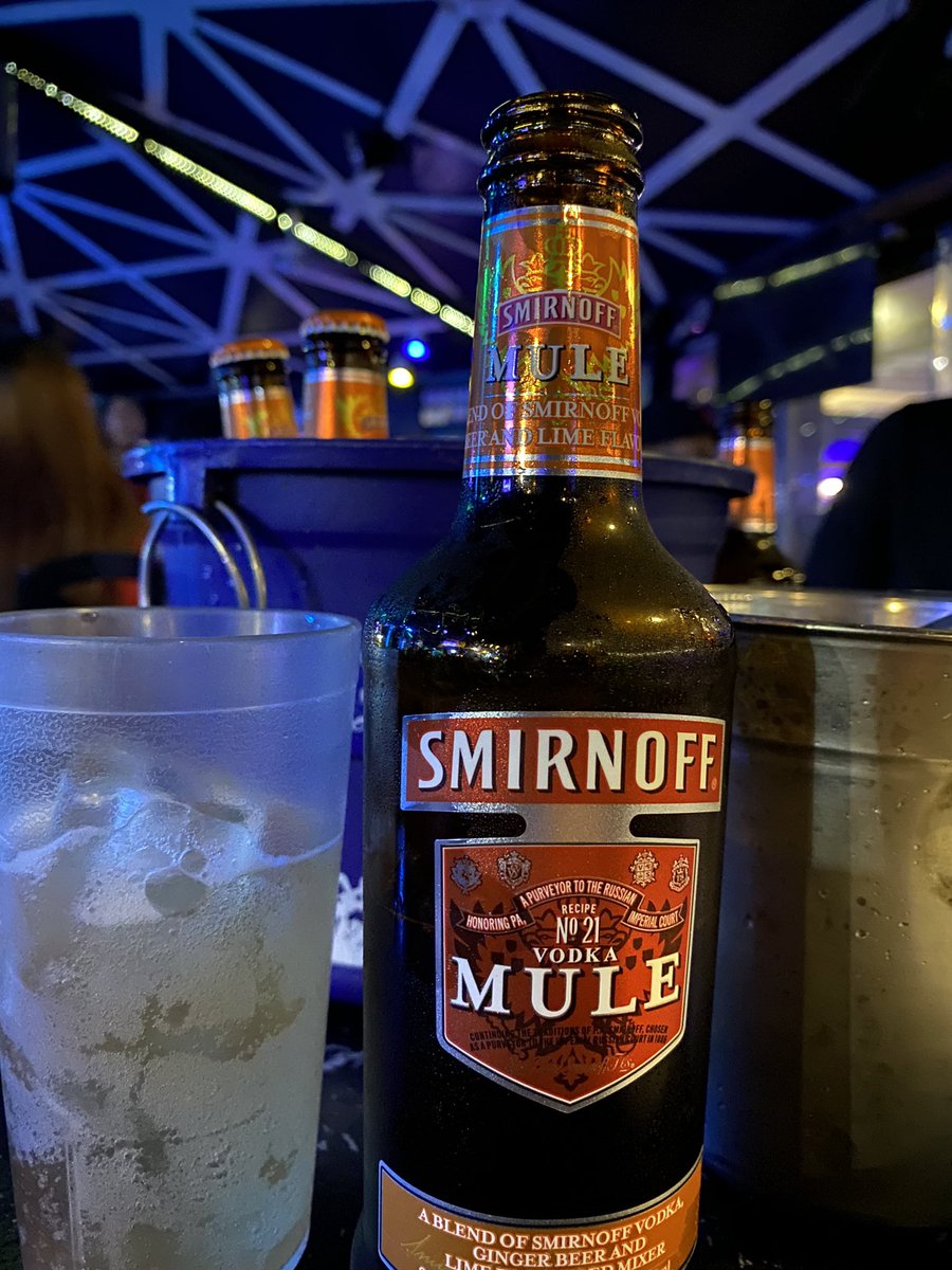 markyexplorerRL's tweet photo. Shots ayha mo lupad pa Cebu unya taod2. 😂😂😂 #Manila #MOA #ThePAD https://t.co/mOzrG4oUF9