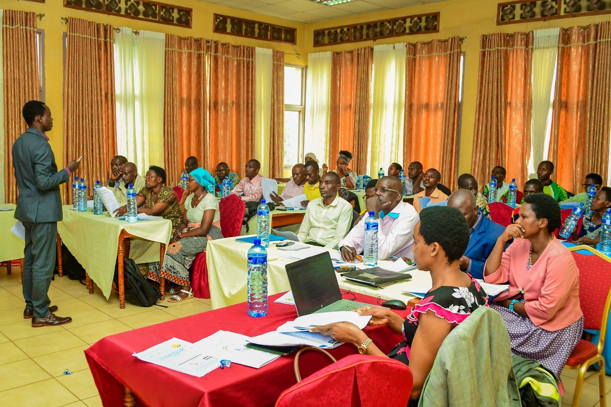 CONAMUS (@conamusbdi) on Twitter photo Cette formation en #leadership réalisé sous l'appui financier de @Solsoc et technique de @pamusab23 a pour objet de renforcer les capacités des leaders de la CONAMUS et de ses antennes en vue de réussir dans leurs missions
<a href="/BelgiumInBuja/">Belgium in Burundi</a> <a href="/SynergieMASMUT/">Synergie MASMUT</a> <a href="/SEP_CNPS/">SEP/CNPS</a> Cette formation en #leadership réalisé sous l'appui financier de @Solsoc et technique de @pamusab23 a pour objet de renforcer les capacités des leaders de la CONAMUS et de ses antennes en vue de réussir dans leurs missions
<a href="/BelgiumInBuja/">Belgium in Burundi</a> <a href="/SynergieMASMUT/">Synergie MASMUT</a> <a href="/SEP_CNPS/">SEP/CNPS</a>