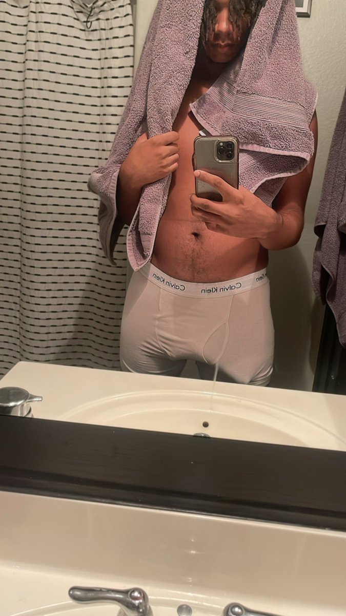 fatclocksonly's tweet photo. @CDropmk good morning babes💗im here dont worry😩 https://t.co/ekkVkiIoRk