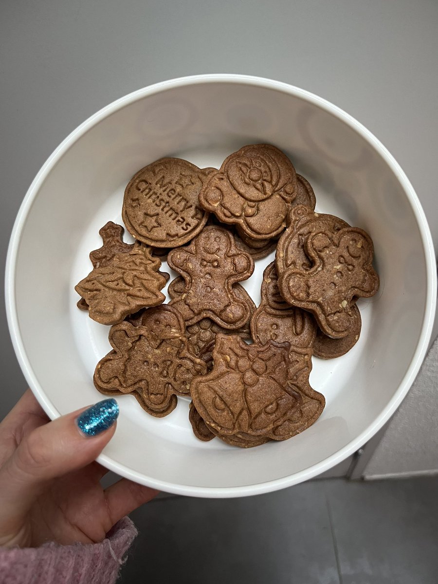 Christmas cookies 🍪 😍 
#Christmasfood