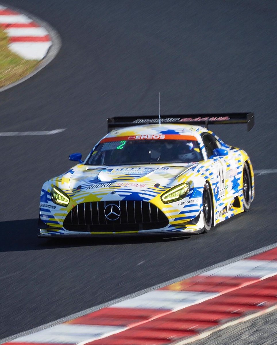 aki211rock's tweet photo. #eneosスーパー耐久シリーズ2023 Rd.6
#岡山国際サーキット
#st_x 
#中升rookieracing 
#中升rookieamggt3 
#鵜飼龍太 選手
#蒲生尚弥 選手
#平良響 選手
#片岡龍也 選手 
#mercedes #amggt3 
#スーパー耐久 #s耐
#olympusomdem1markii
#カメラ好きな人と繋がりたい 
#ファインダー越しの私の世界 https://t.co/NQdDmTvnVH