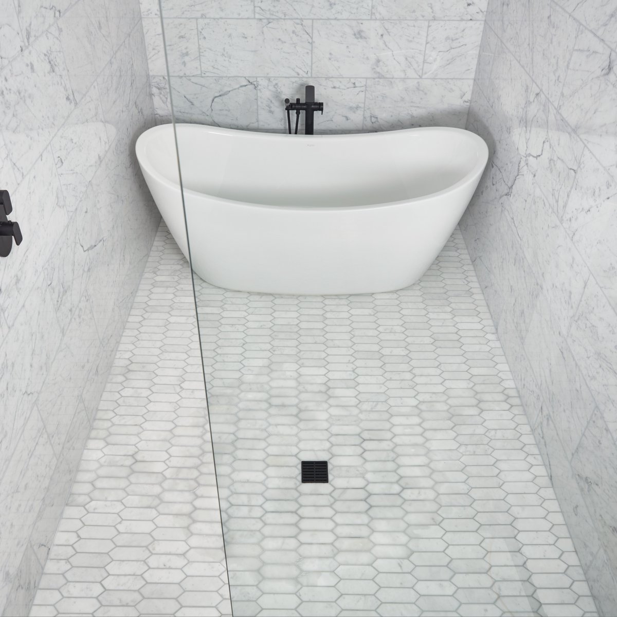 CS-Bianco Venatino pairs beautifully with natural stones, and with 12 designs to choose from, you can create your perfect aesthetic. Click here to learn more: ecs.page.link/frqJ4

Featured: CS-Bianco Venatino Honed Picket Mesh &amp; Bianco Venatino 12x24

#arizonatile #marbletile