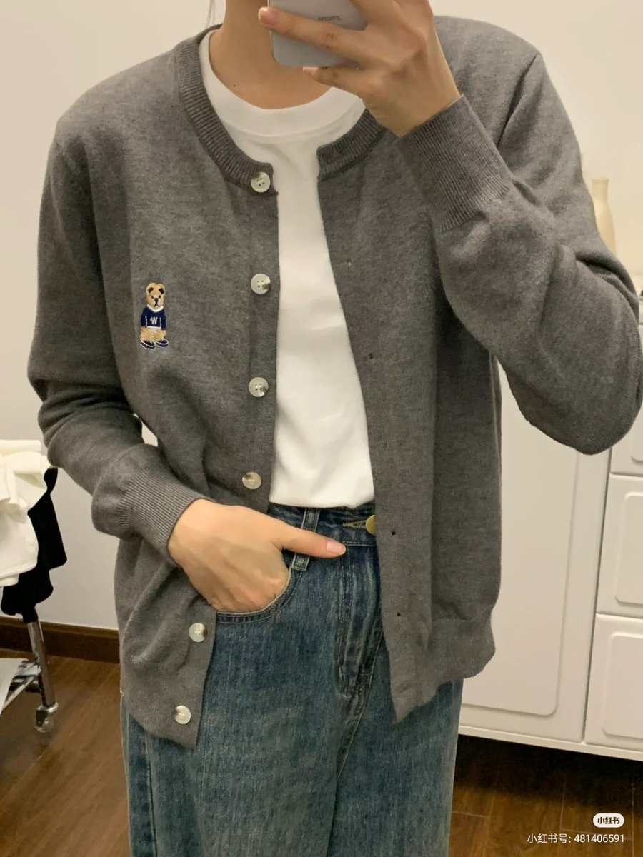 c0quetteuu's tweet photo. 𝘀𝗵𝗼𝗽𝗲𝗲 𝗳𝗶𝗻𝗱𝘀! cardigan on shopee

a thread https://t.co/mS5XZmb6LT