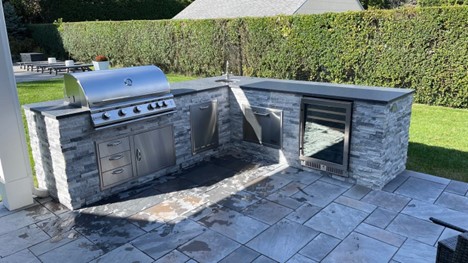 kitchen_outdoor's tweet image. Dreaming of a backyard transformation? Let our high-quality kitchens, grills, and fire pits turn dreams into reality! outdoorkitchenfactory.com #BackyardKitchen #QualityKitchen #TheOutdoorKitchenFactory #Bohemia #Bellmore #LongIsland