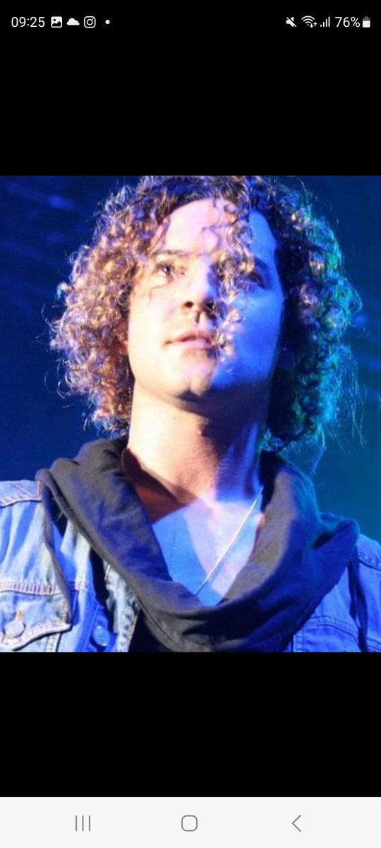 FerDeBisbal's tweet photo. Un recuerdo de mí primer Concierto #Tbt @davidbisbal #SMATour 🎶💞 @dbfanclubchile https://t.co/nByNDoUJBI