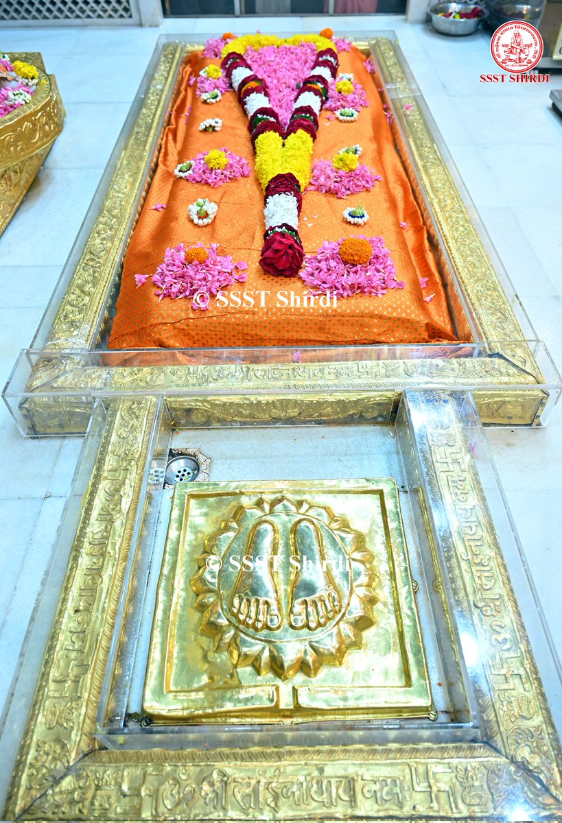 SSSTShirdi's tweet photo. *!! ॐ साई राम !!*
*श्री साईबाबा संस्थान विश्वस्त व्यवस्था,शिर्डी*
*!! ॐ Sai Ram !!*
*Shri Saibaba Sansthan Trust, Shirdi*
≈≈≈≈≈≈≈≈≈≈≈≈≈≈≈≈≈
 *आरती :- धुपारती* 
*गुरुवार १४ डिसेंबर २०२३*     
*Aarti :- Dhooparti*
*Thursday 14 December 2023* https://t.co/QzaYtags8n