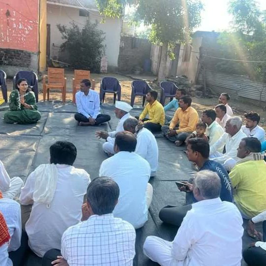 prernawarpudkr's tweet photo. सांस्कृतिक सभागृहाचे भूमिपूजन...!

केकरजवळा ता.मानवत येथील ग्रामस्थांनी आ.सुरेशराव वरपुडकर साहेबांना सांस्कृतिक सभागृहासाठी निधी देण्याची मागणी होती. https://t.co/BUZmLvjkvP