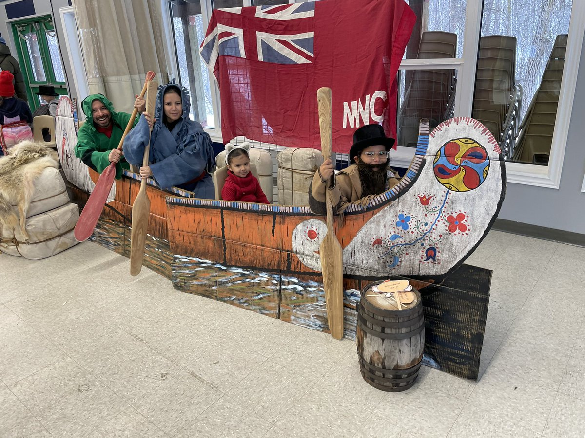 JosueBadi's tweet photo. Winter Carnival NWC https://t.co/Vij2BU5dzh