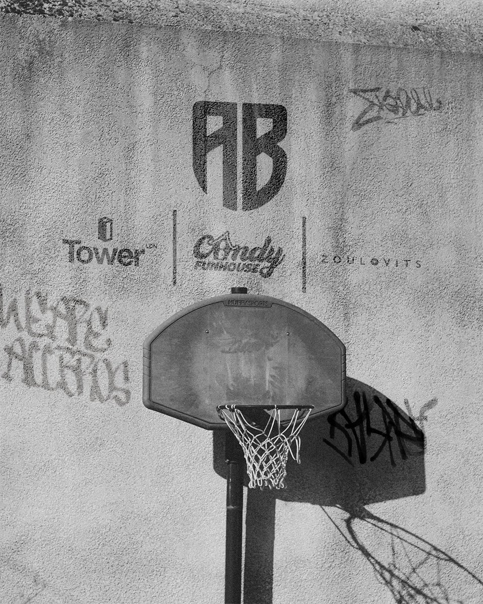 TOWER London tweet media