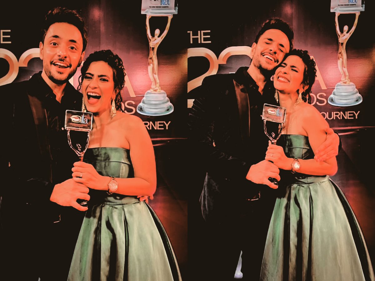 Khaarerasteeee's tweet photo. You guys have left the footprints of joy,happiness and serenity in our hearts<33

Thankyou @Aditidevsharma @adnan_abkhan for being our katha and viaan💗✨️
#KathaAnkahee #KaViaan #Adsquare https://t.co/pZH6WHjRI4