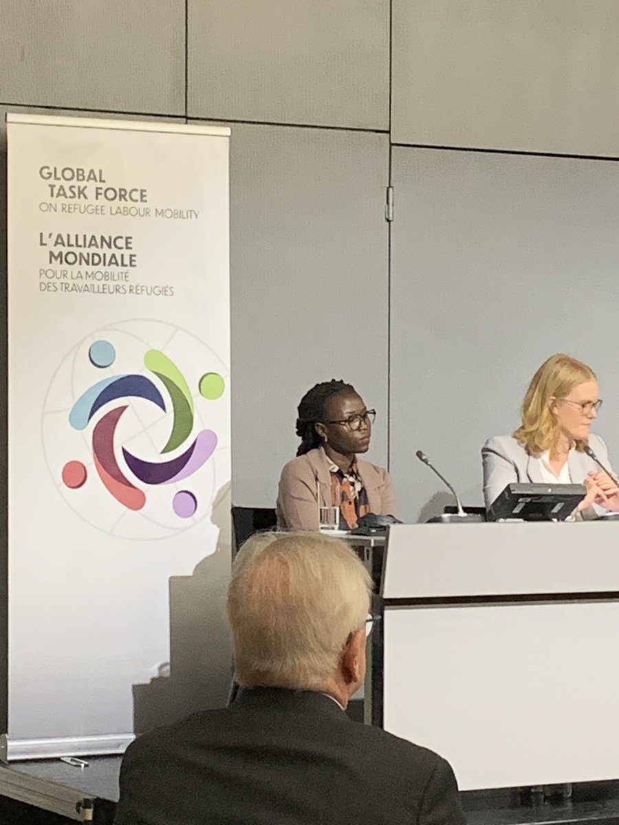 🇨🇦 undertakes the continuation of our 2019 pledge on ongoing complementary pathway programming and policy development, with the objective of making the Economic Mobility Pathways Pilot permanent. #GlobalRefugeeForum2023 @UNHCRCanada @Refugees @CitImmCanada