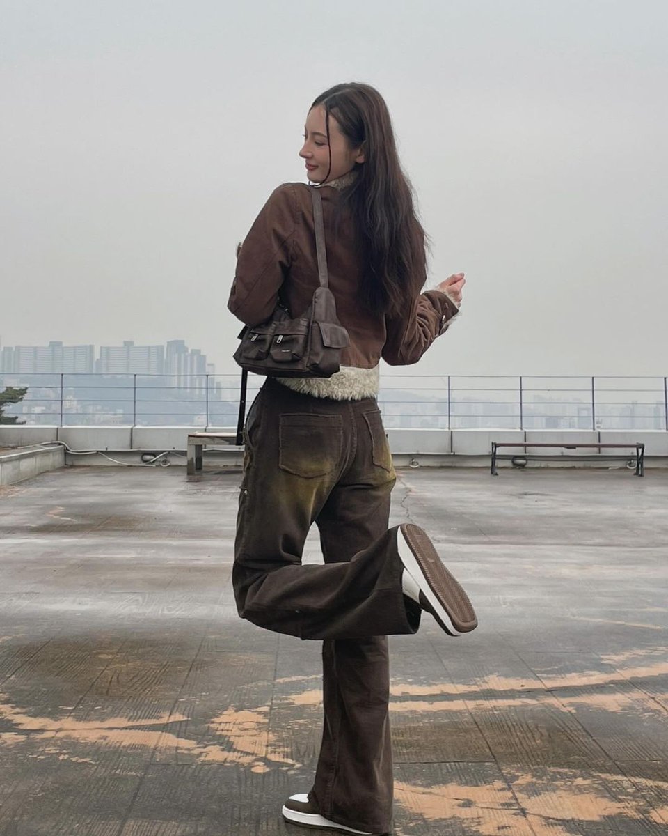 verutatjana's tweet photo. @HOMEYALONEca Wassap!! Saya Verushka Tatjana sebagai Yoo Lana mau ikut liburan bareng Kevin and Callister dong! https://t.co/v1Pwqj17jt