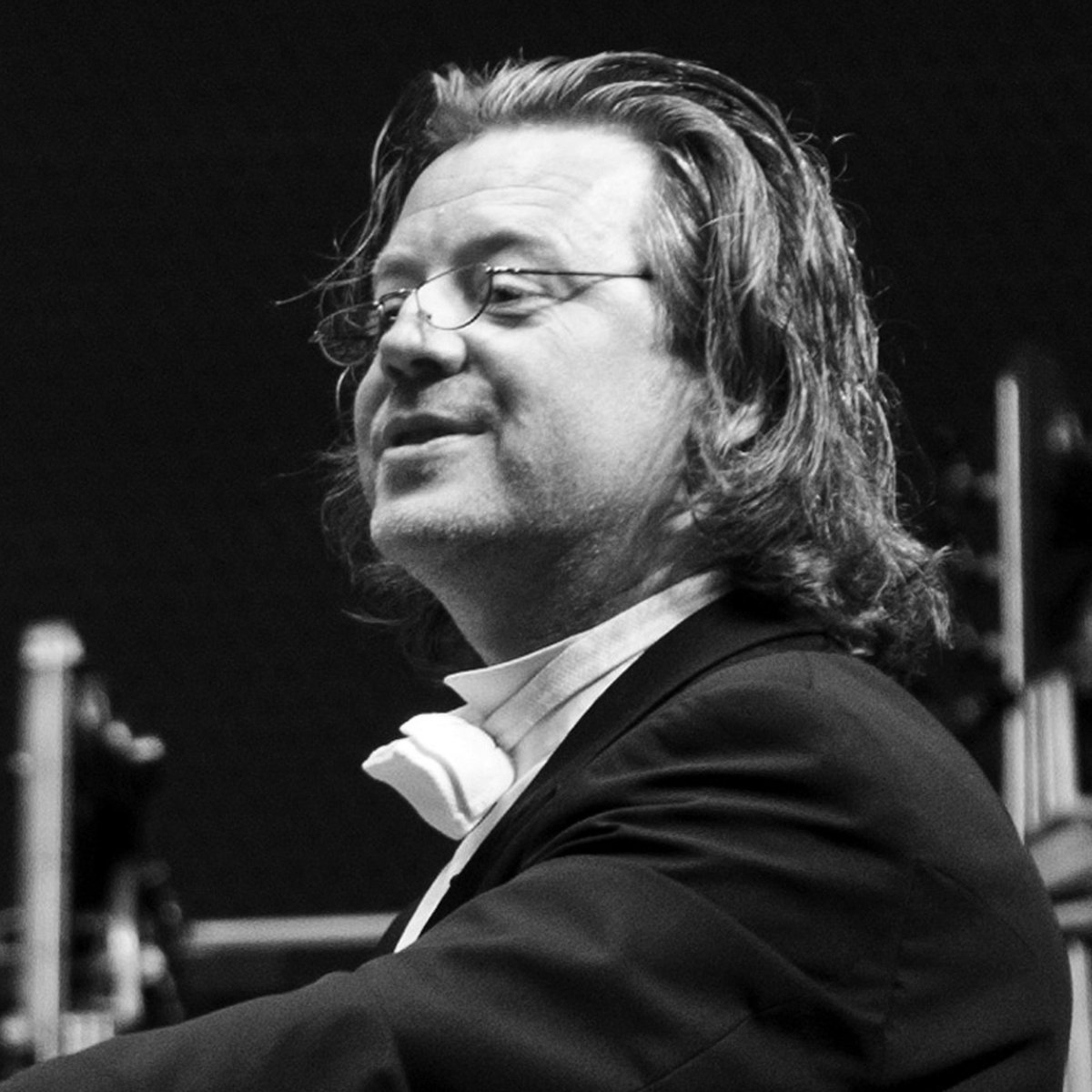 rbo_org's tweet photo. Congratulations to Koen Kessels, Director of Music for The Royal Ballet, who has been appointed as the new Music Director for Dutch National Ballet. He takes up the post in August 2024 while continuing at The Royal Ballet. https://t.co/9vaSjXnAgM