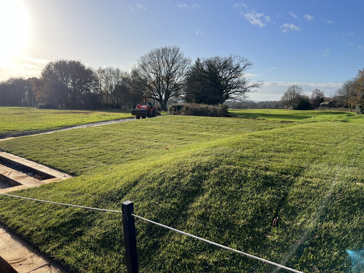 1st tee renovations looking good in the Sun, yes the sun! @PennGolfClub1 @regthebrush @WaggyRob