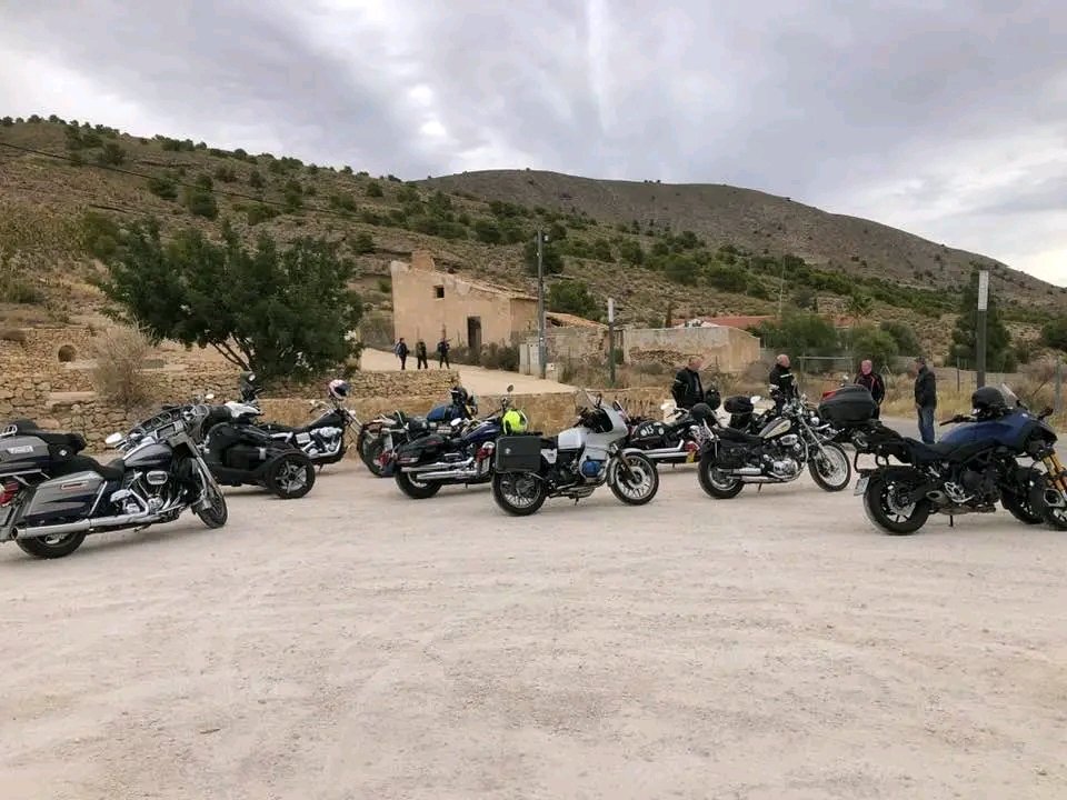 clockspert's tweet image. 