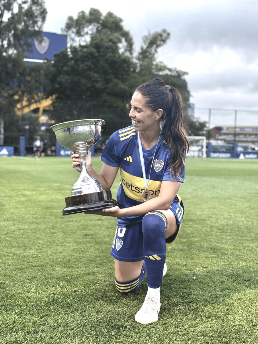 cecighigo's tweet photo. Buen día 🏆⭐️💙💛💙 @BocaJrsFutFem @BocaFutFemenino https://t.co/7q1LHVQGQH