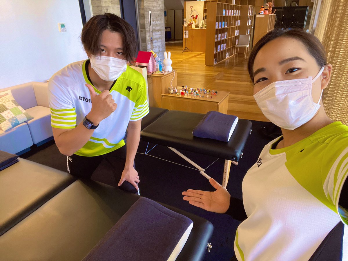 ssssyk427's tweet photo. 本日は東大ハウスで年内最後のボランティア活動を行いました！✨

1年間この活動を通して、ご利用者様やボランティアの方々とコミュニケーションを取りながらたくさんの方にストレッチを受けていただくことが出来ました☺️
来年もよろしくお願い致します！

#東大ハウス
#ドクターストレッチ https://t.co/xsgl5wz8nd