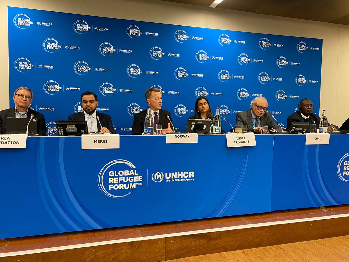 NorwayInGeneva's tweet photo. A top priority in Norway’s development &amp; humanitarian policy is #FoodSecurity ⤵️

🌱Food &amp; cash assistance
🌱Investments in anticipatory action &amp; risk reduction
🌱Food self-sufficiency though climate robust food production by smallholders

#RefugeeForum 🇳🇴🇺🇳 https://t.co/ow6LqOvjas
