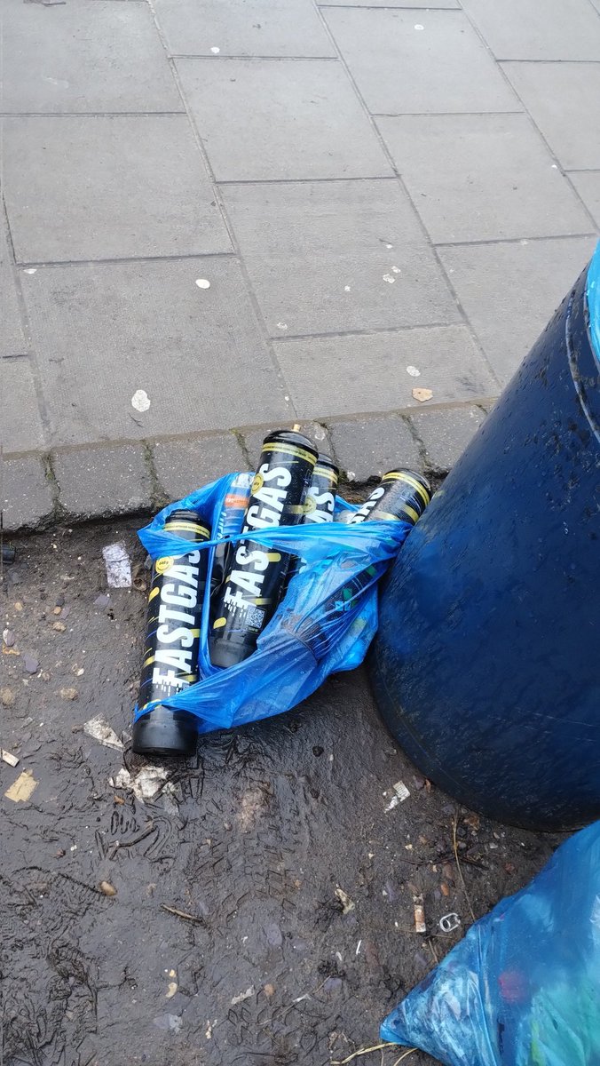 Actually bagged up before being dumped. An slight improvement to throwing them all over the place I suppose. I put them by the bin and reported. #laughinggas #noz #nitrous #nitrousoxide #bellgreen #litter #rubbish #se26 #bellingham #sydenham
