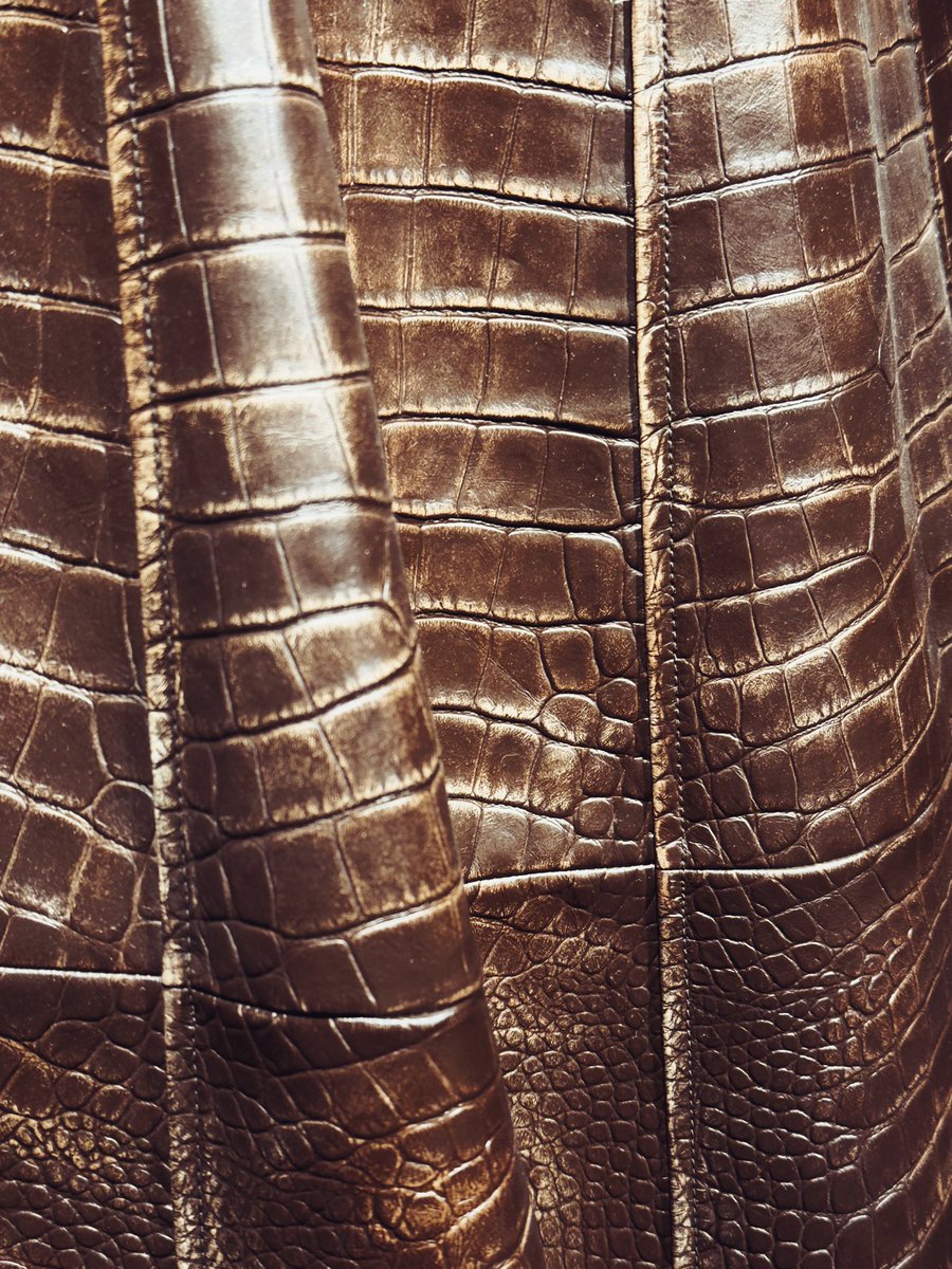 ronronron911's tweet photo. 看展还是得工作日,
周末看的都是人……
#PRADASPHERE
#PRADASPHEREII https://t.co/jdyfnT8QtH