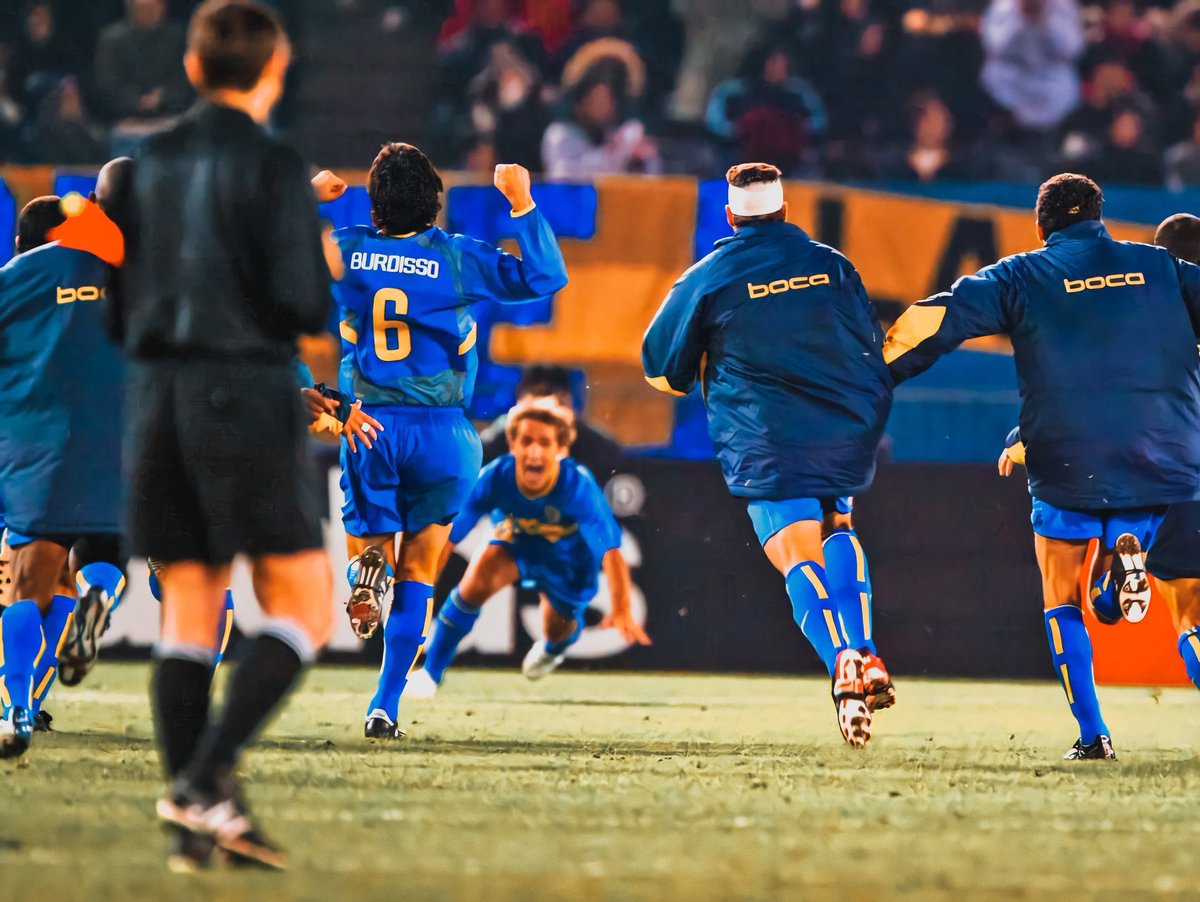 PadreBostero's tweet photo. Un día como hoy pero hace 20 años, BOCA le ganaba a MILAN y se consagraba TRICAMPEÓN del MUNDO. Sépanlo: Japón no es para cualquiera https://t.co/3qWdVPlXCp