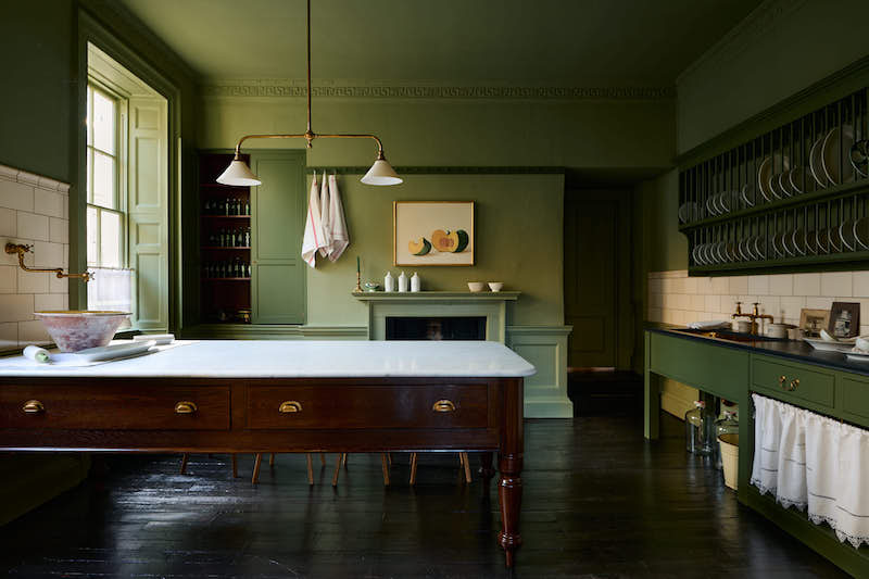 roman_c's tweet image. Kitchen of the Week: 7 Design Ideas to Steal from deVOL’s Latest Showroom dlvr.it/T06ww4 #KitchenoftheWeek #EatinKitchens #IdeastoSteal | BidBuddy.com