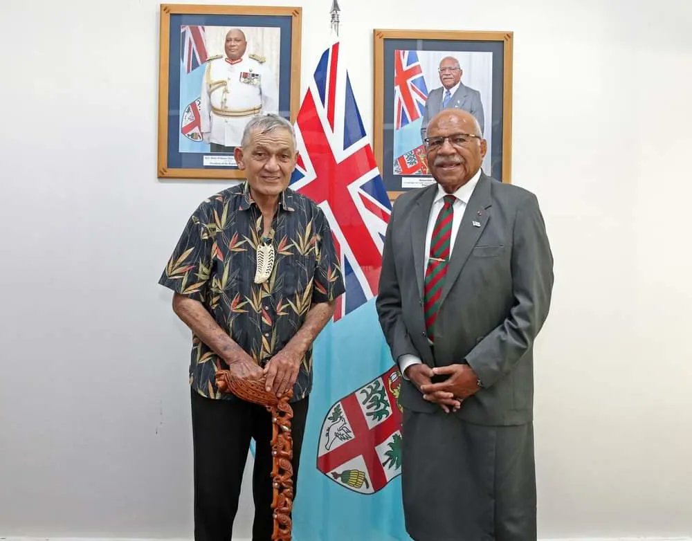 Fiji Government (@fijigovernment) on Twitter photo In a historic moment today signifying the new level of Fiji and New Zealandโs relations and friendship, the Prime Minister and Minister for Foreign Affairs, Hon. <a href="/slrabuka/">Prime Minister Sitiveni Rabuka</a> warmly welcomed the Mฤori King, His Majesty Te Arikinui Tลซheitia Paki. ๐ซ๐ฏ๐ค๐ณ๐ฟ In a historic moment today signifying the new level of Fiji and New Zealandโs relations and friendship, the Prime Minister and Minister for Foreign Affairs, Hon. <a href="/slrabuka/">Prime Minister Sitiveni Rabuka</a> warmly welcomed the Mฤori King, His Majesty Te Arikinui Tลซheitia Paki. ๐ซ๐ฏ๐ค๐ณ๐ฟ