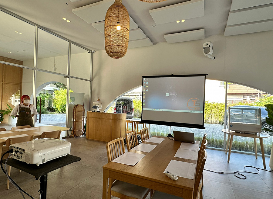 tstechrental's tweet image. ผลงานติดตั้ง Projector 4,000 ANSI พร้อมจอรับภาพ 100″  @ KHAO NIAO ข้าวเหนียว

.
สอบถามรายละเอียดเพิ่มเติม

tstechrental.com

tstechrental.com/%e0%b8%aa%e0%b…

#เช่าvideowall, #lcdwall, #แอลซีดีวอลล์
#เช่าprojecter, #เช่าโปรเจ็คเตอร์