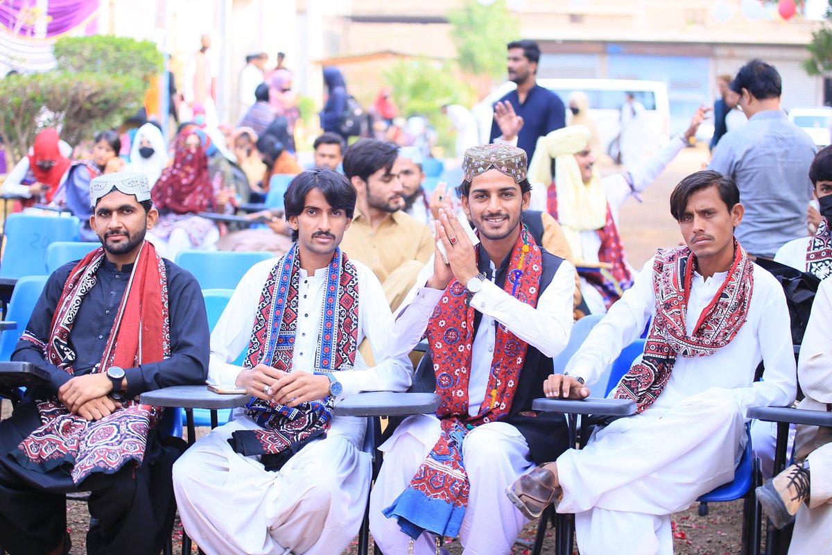 GQSindhi's tweet photo. #culture #day  #celebration #Sindh #University https://t.co/EjZ2NSjL3d