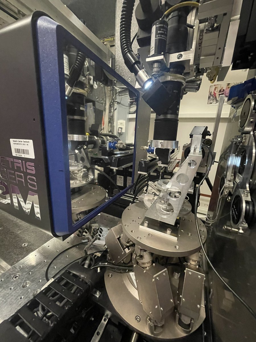 Doing our very first beamtime at <a href="/desynews/">DESY (English)</a> s P03 🩻🧪🔬👀 

<a href="/aalborg_uni/">Aalborg Universitet</a>
<a href="/DanScatt_DK/">DanScatt</a> <a href="/dkforsk/">Dansk Forskning</a>