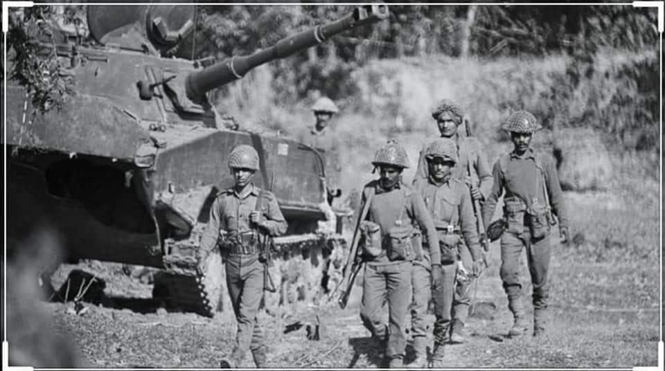 हो गये वतन पे कुर्बान,
याद रखेगा हिन्दुस्तान।
1971 के भारत-पाकिस्तान युद्ध में अकेली 14 ग्रेनेडियर्स युनिट के "दी बैटल ऑफ दुर्च्या" के 67 जवानों को भावपूर्ण श्रद्धांजलि। 
जिनमें 26 #कायमखानी सिरदार भी आज के ही दिन 14 दिसंबर 1971 को मातृभूमि की रक्षा करते हुए शहीद हुए।
#क्षत्रिय