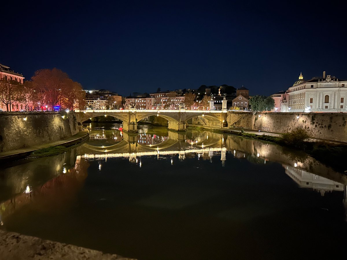 alexx87c's tweet photo. Piccoli scorci 🥹😃
#Rome #travel #dicember
🥰🫶🏾 https://t.co/qt78NsFHVV