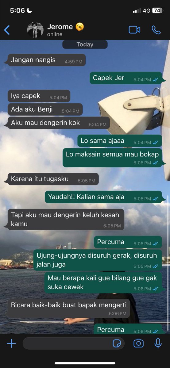 beyluvjmjk's tweet photo. The bodyguard

Jikook - kookmin short au

Benji lelah dengan hidup terkekangnya, sedangkan Jerome selalu setia menemani. 
Hingga suatu hari Benji mendapatkan ancaman, akankah Jerome berhasil menjaganya? Apahkah Jerome akan jatuh pada pesona putra presiden? https://t.co/GV8njNq0Ia