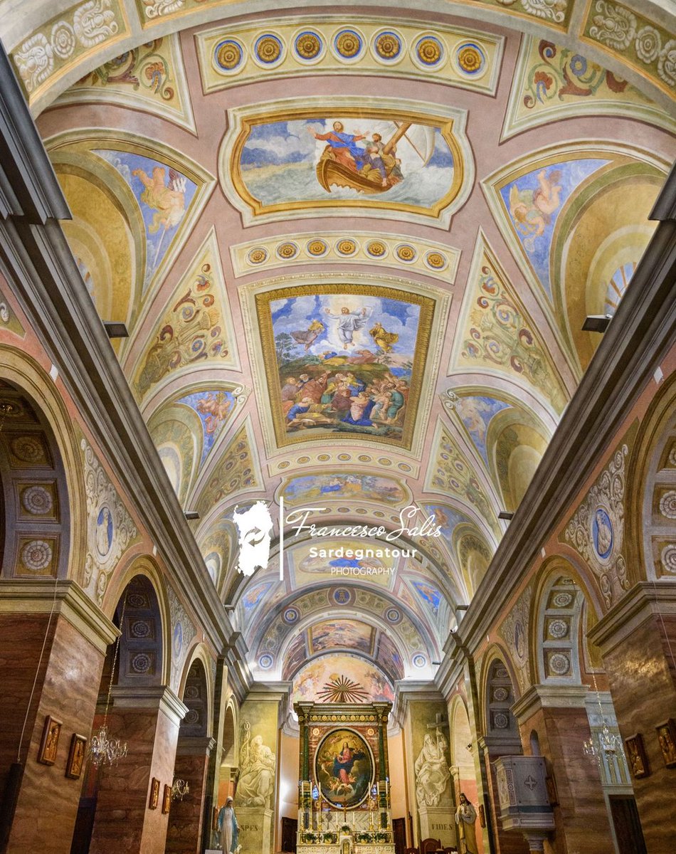 AutunnoBarbagia's tweet photo. A #Orune c’è un luogo sacro molto suggestivo, la parrocchia di Santa Maria Maggiore.
La volta e la navata della chiesa furono dipinte a fresco dal pittore cagliaritano Antonio Caboni che creò un capolavoro senza eguali. 😍

Ph.: francesco.salis_sardegnatour 👏👏👏 https://t.co/pLHKcwgmiY