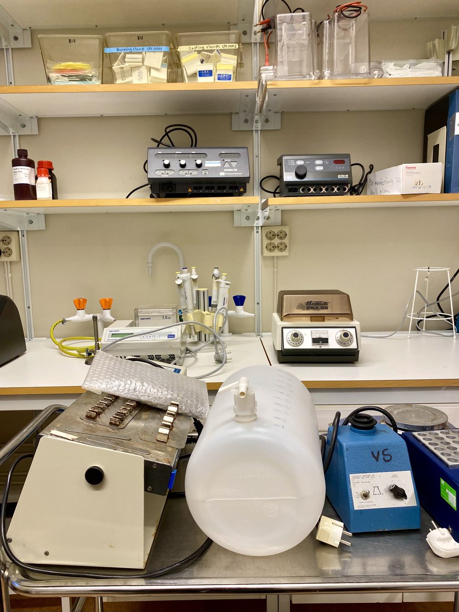 Setting up a lab is incredibly challenging, but I could not have chosen a better place. The support and kindness from everyone here is incredible! 

Today, I got a two-trolley load of fantastic, high-quality equipment from the Shingler/Gullberg lab. 

#ScienceCommunity